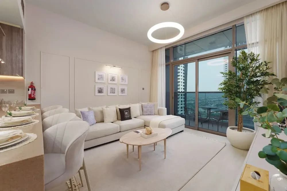 Maison Privee - Modern Living w/ Premium Amenities close to Marina - photo 5