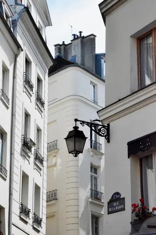 Latin Quarter - Saint Michel Unit 004 - photo 1