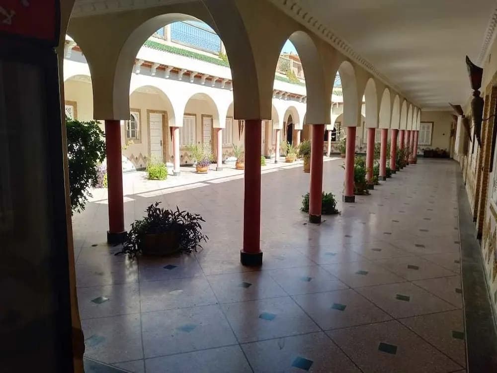 Hotel CTM - photo 12