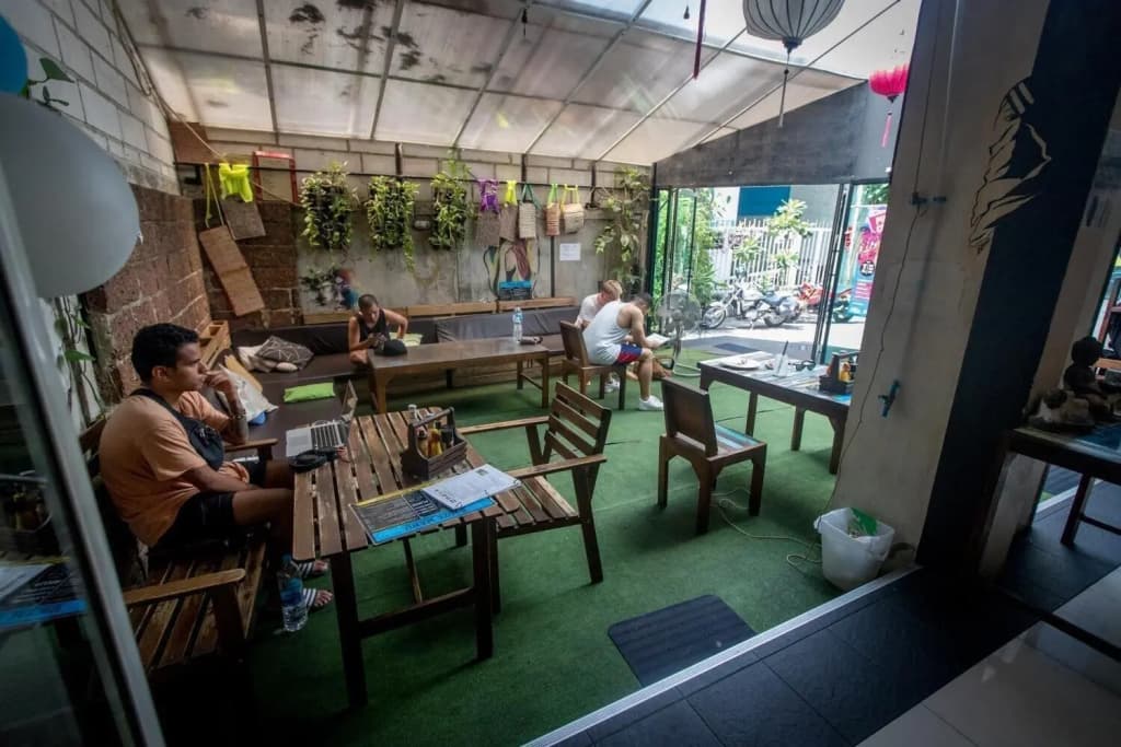 Bodega Party City Center Bangkok - Hostel - photo 21