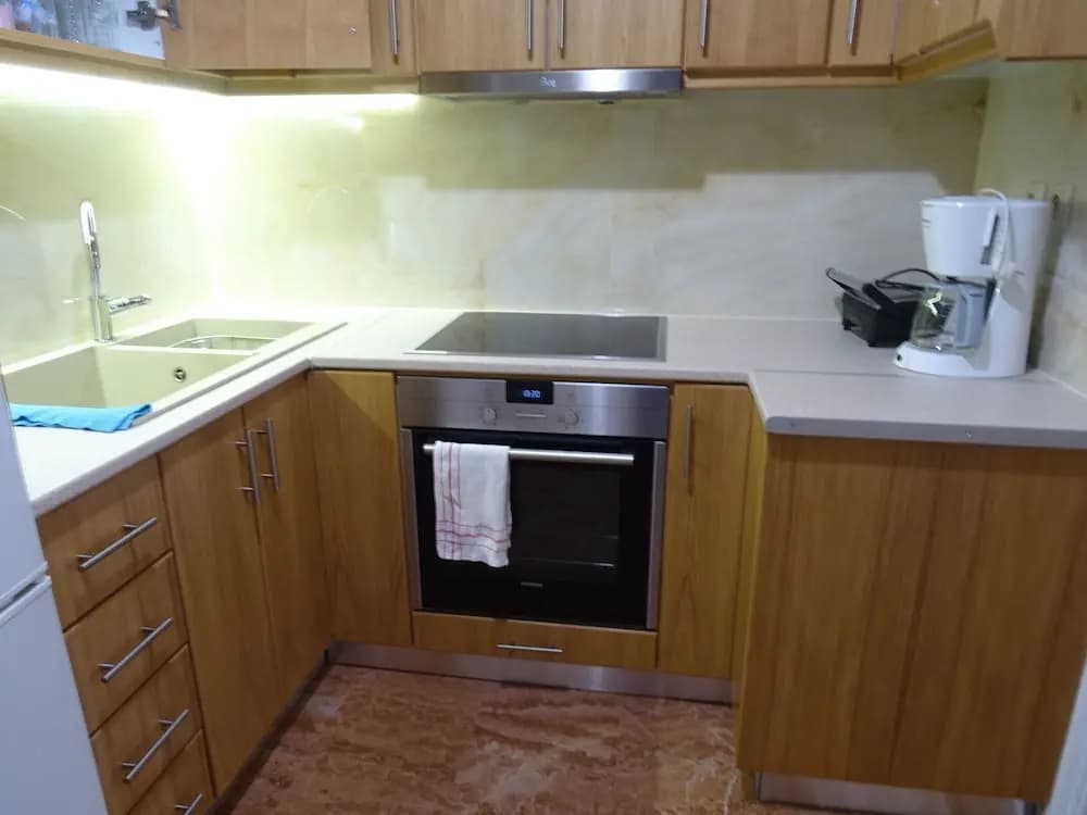 Modern Traditional Central Apartment - photo 12
