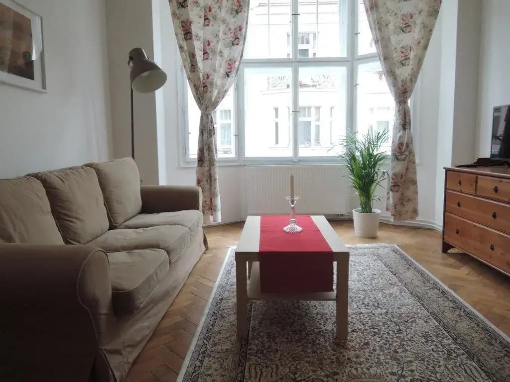 Old Town Apartment - photo 3
