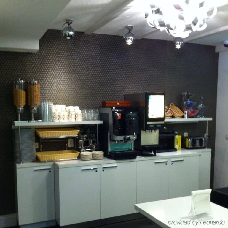 Hotel Vossius Vondelpark - photo 21