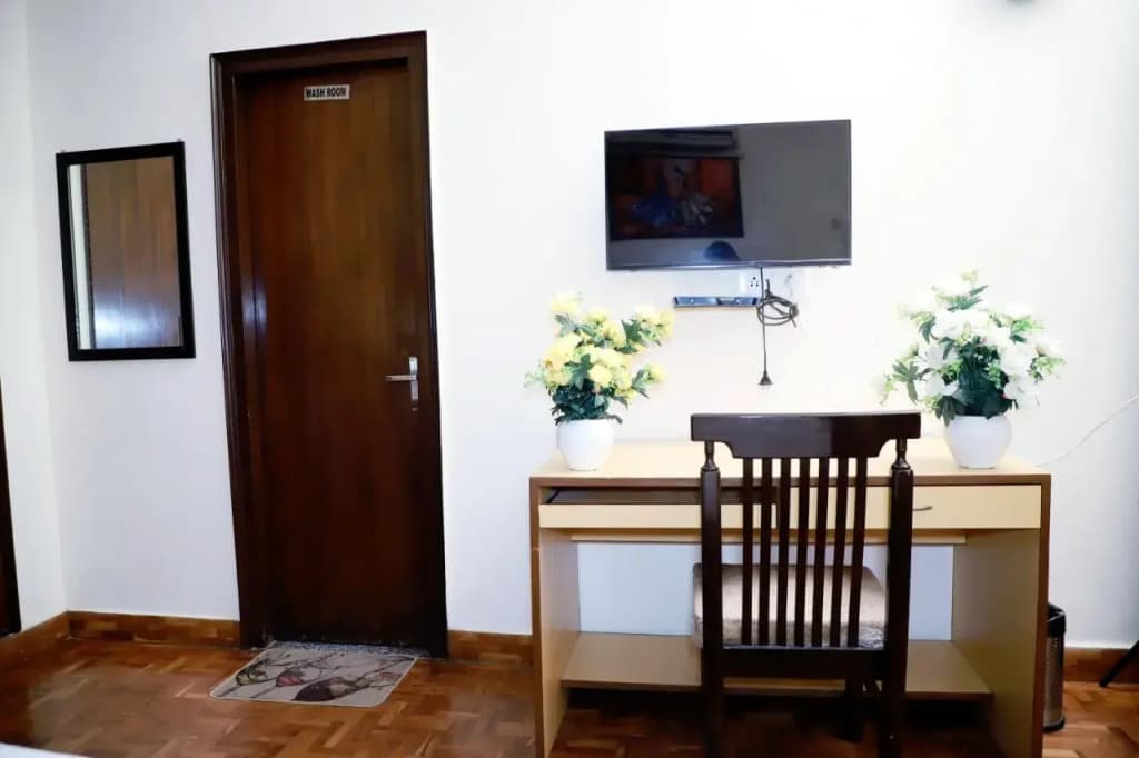 3Bhk Fortune Home,E28 1B Saket Near Max Hospital,Pvr - photo 7