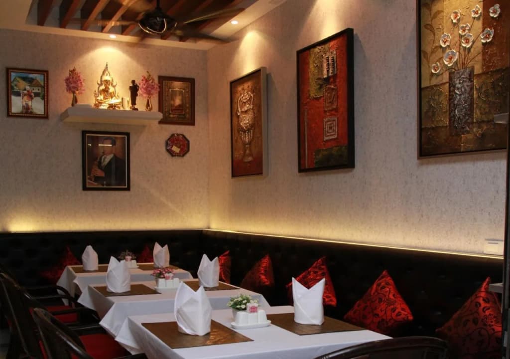 Hemingways Silk Hotel - photo 27