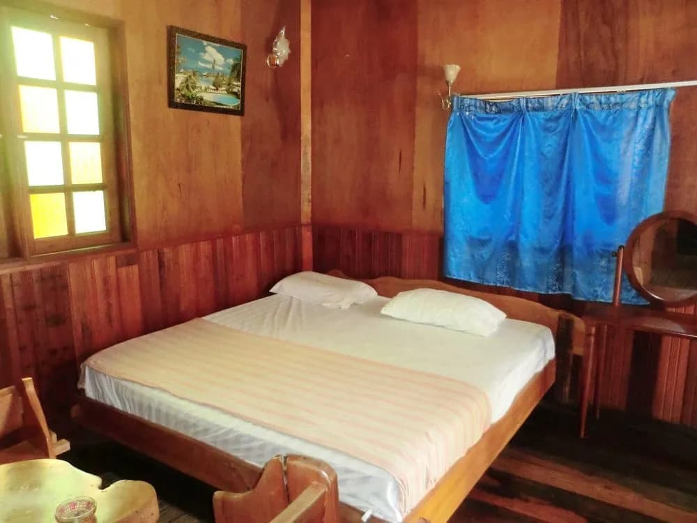 Riverside Beach Chalet - photo 4
