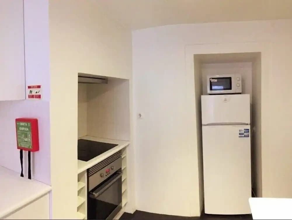 Beautiful Flat with Great View in Prime Location - photo 5
