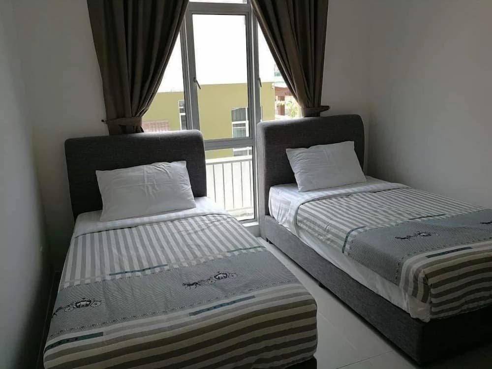 VgoCameron Home - photo 4