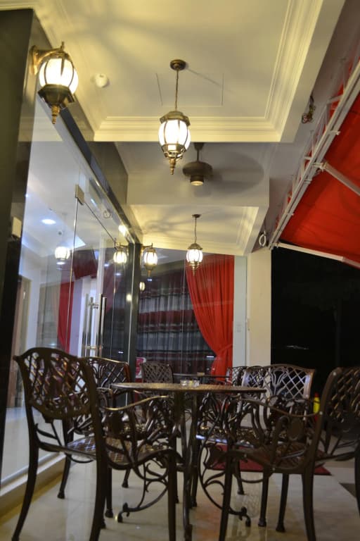 DR Hotel - photo 18