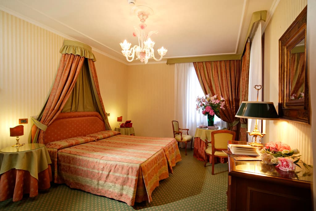 Kette Hotel - photo 3