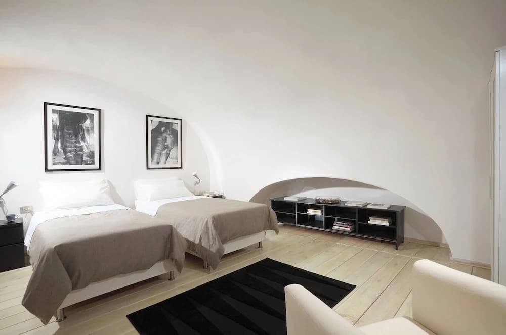 Manray Charming and Modern Ground Floor Loft - photo 3