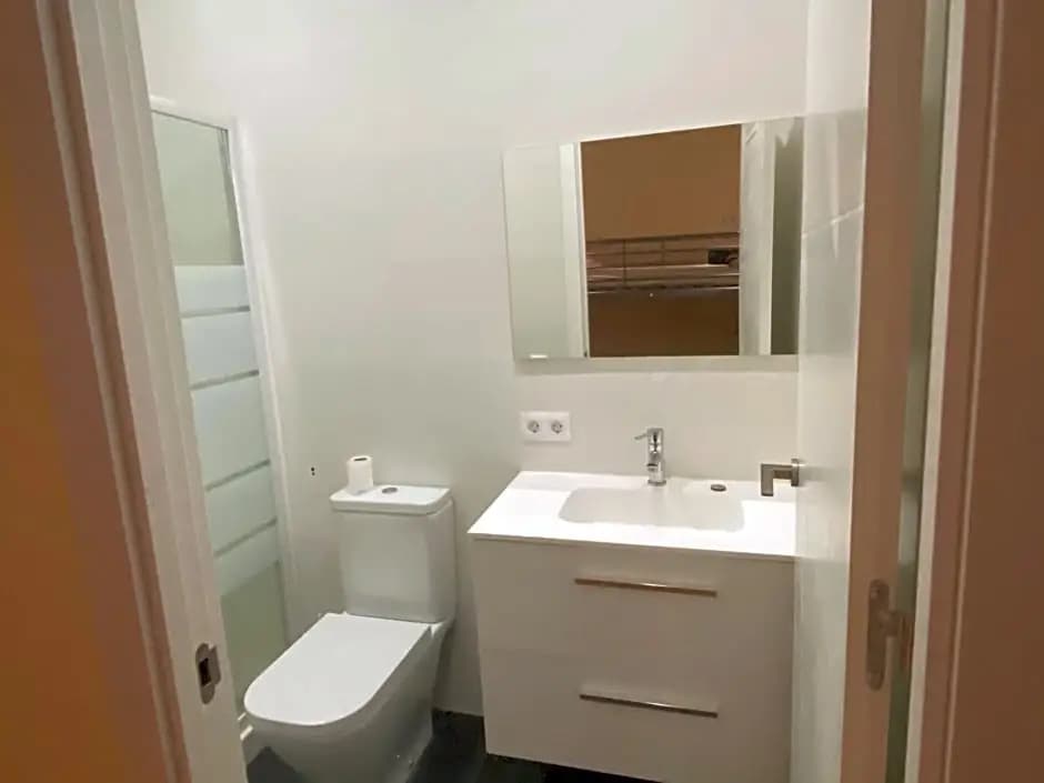 Hostal Granvia 628 - photo 7
