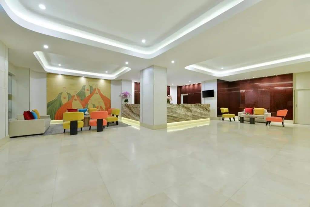 Centre Point Plus Hotel Pratunam - photo 17