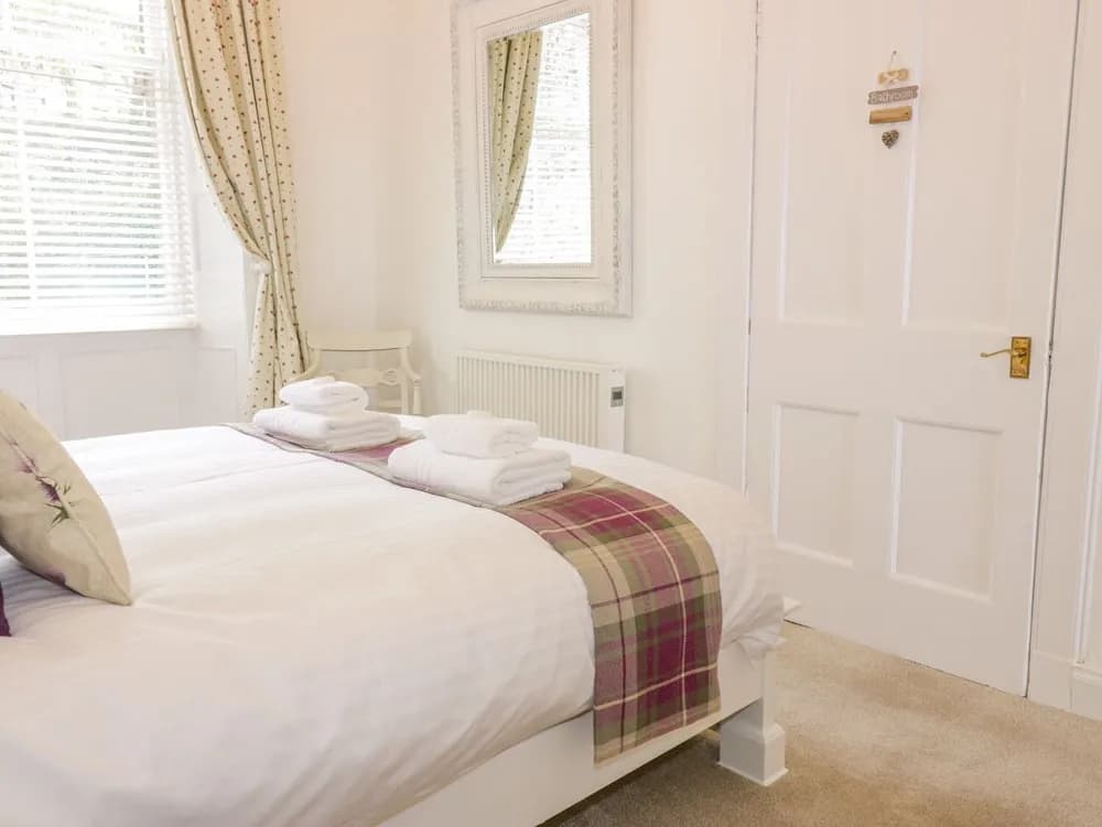 29 Trinity Crescent - photo 3