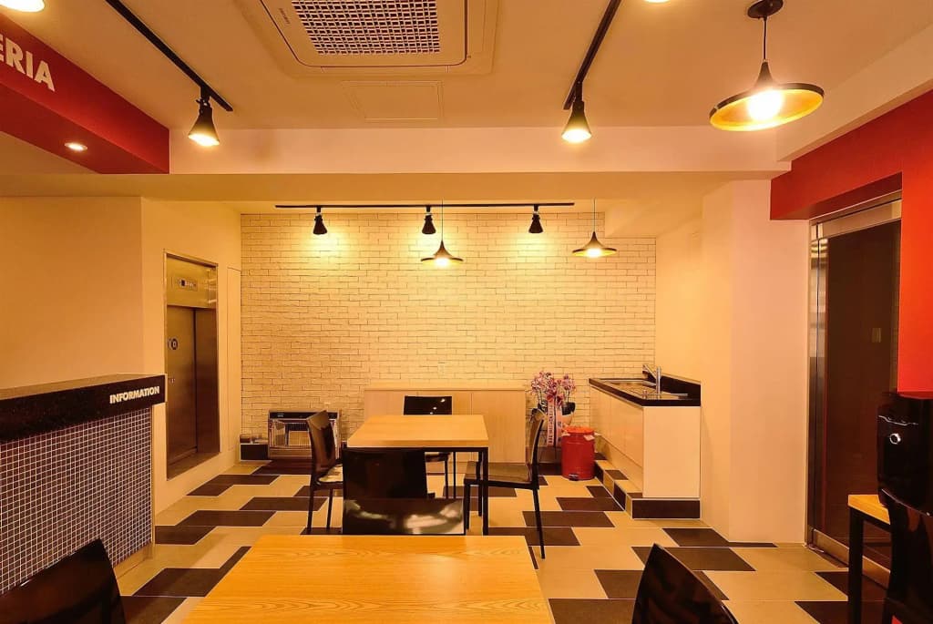 Red Guest House - photo 14