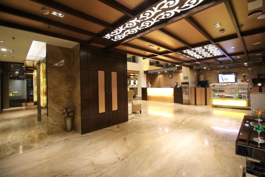 Hotel Golden Grand - photo 12
