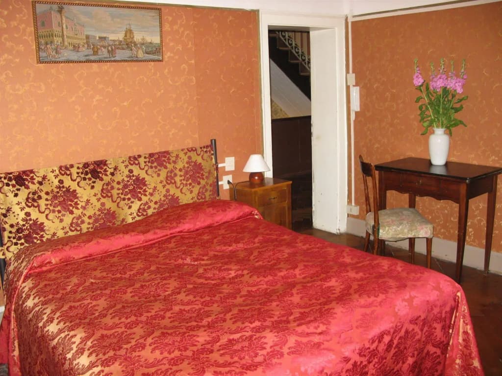 Hotel Palazzina Sardi - photo 2