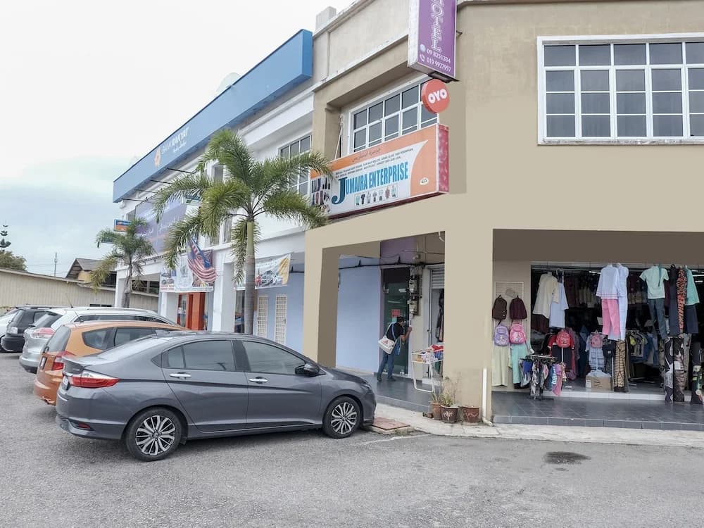 OYO 90180 Gemilang Hotel Kerteh - photo 1