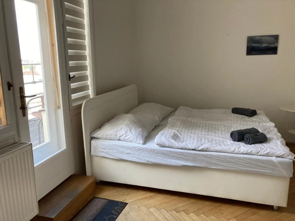 Castle View Apartment - photo 6