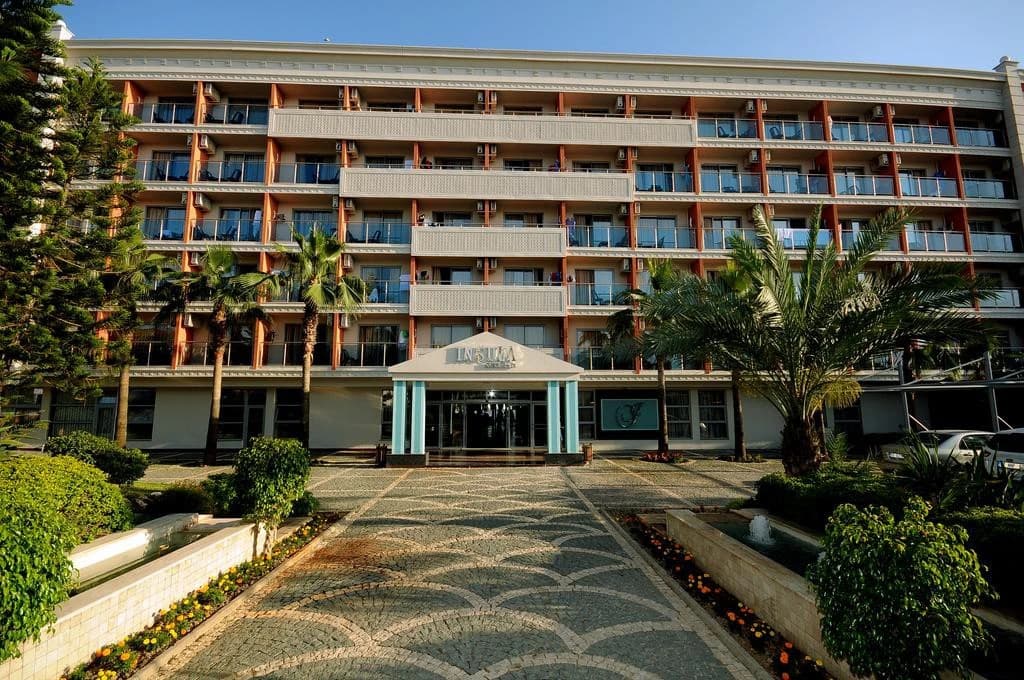 Insula Resort & Spa - photo 1