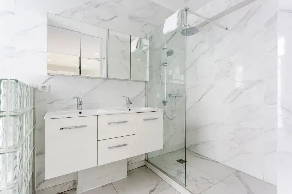 180 Suite Eden, Luxury Apt at Sacre Coeur - photo 6