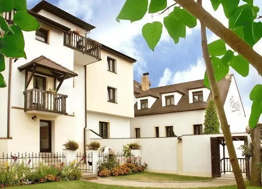 Hotel Excellent - photo 23