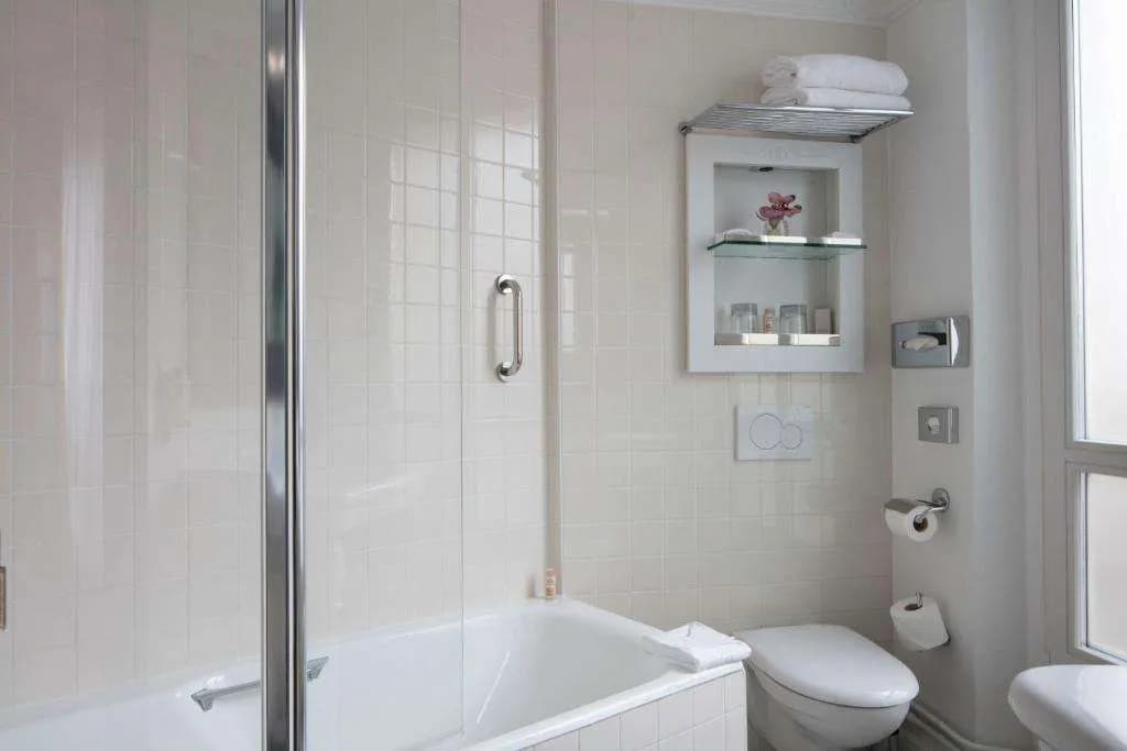 Hôtel Le 123 Elysées - Astotel - photo 29
