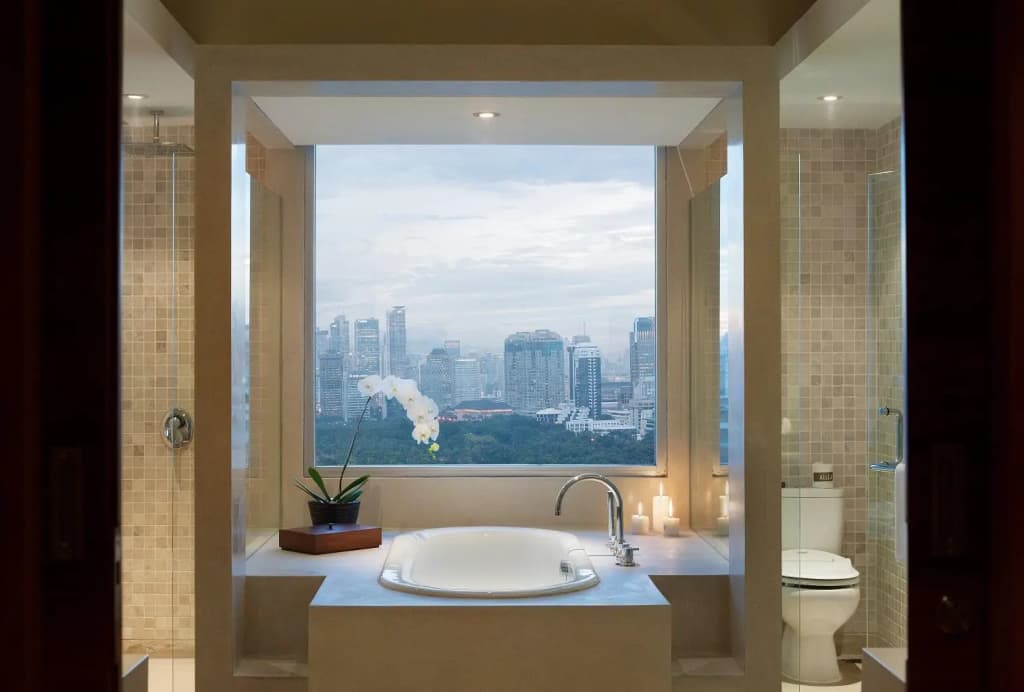 Mövenpick Hotel Jakarta City Centre - photo 8