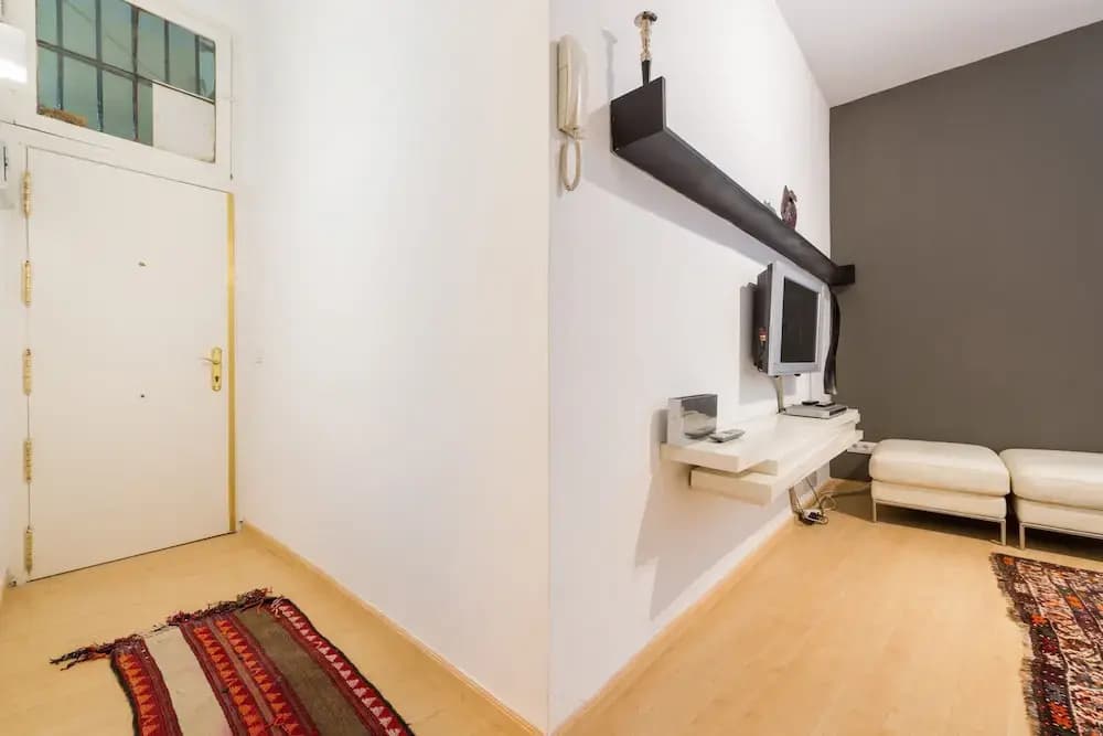 Apartamento Mercado de la Cebada - photo 3