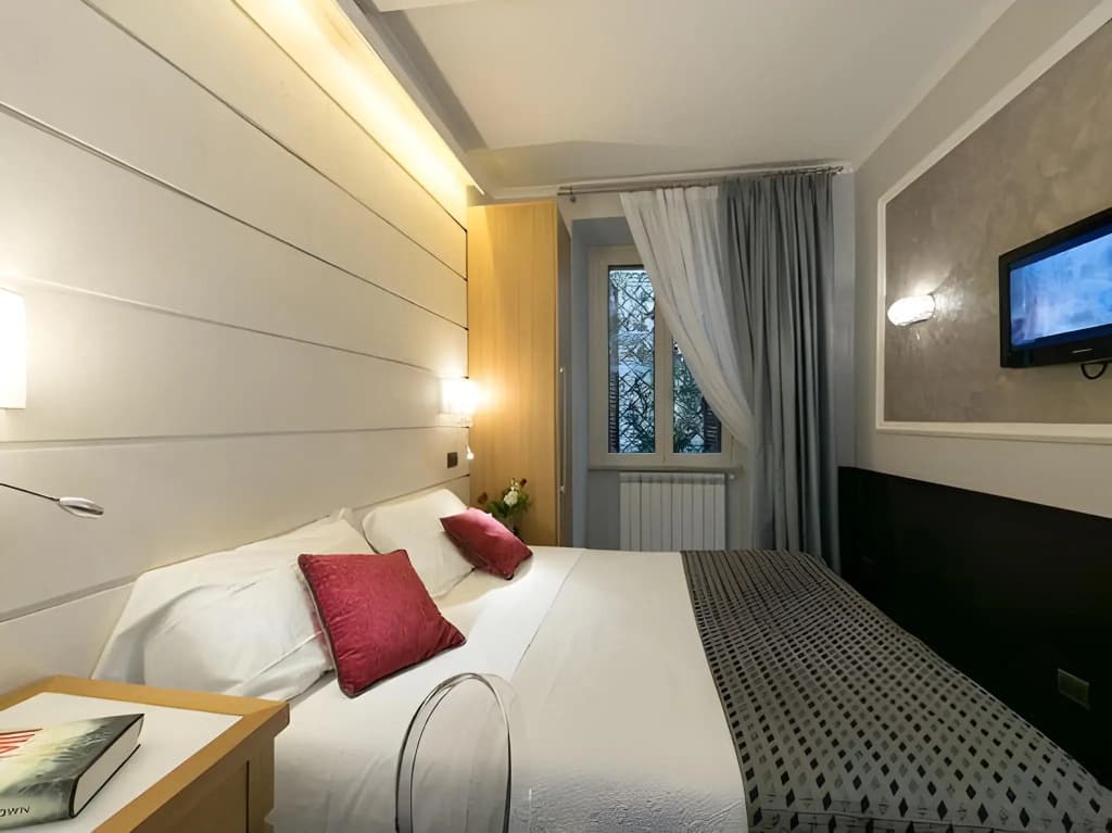 Duca d'Alba Hotel - photo 5