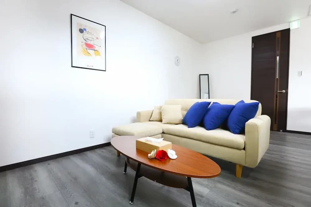 Tsuruhashi House - photo 11