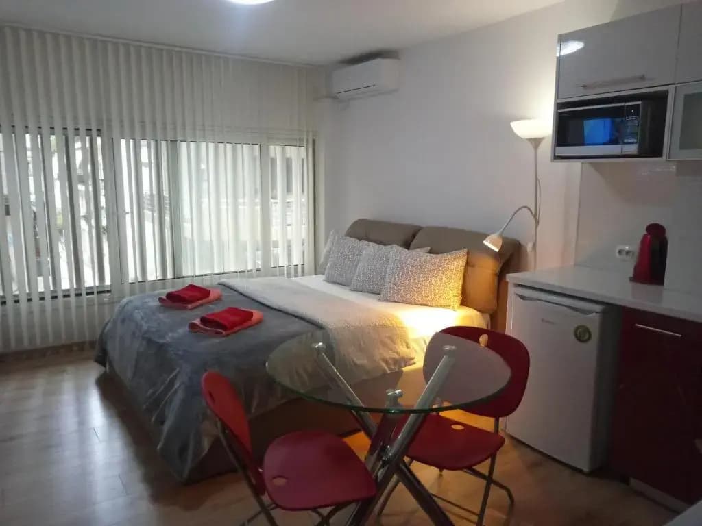 The New Studio Suite Near Akropolis - photo 2