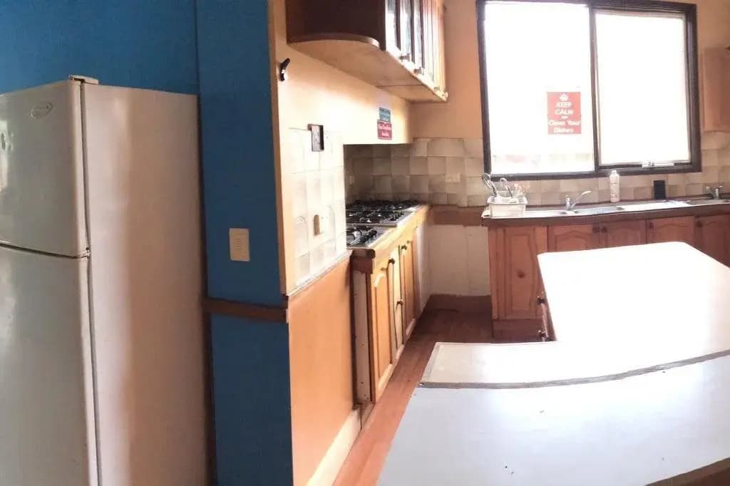 St Kilda East backpackers' hostel - photo 10