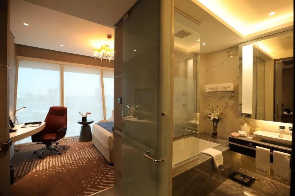 VIP Hotel - photo 22