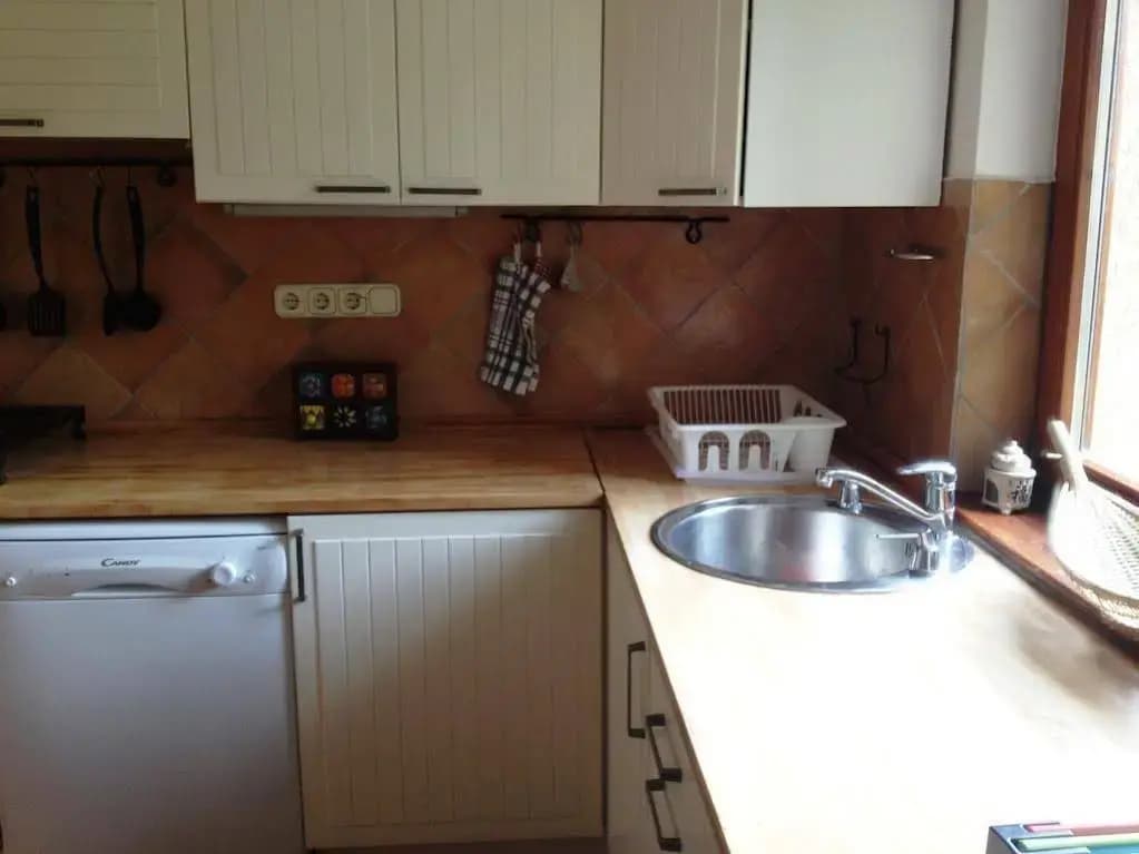 Maharaja Mountain Palace 3-bed Apartment in Buda - photo 13