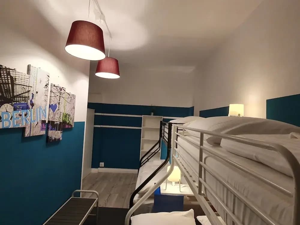 Central Lichtenberger Apartment - photo 9