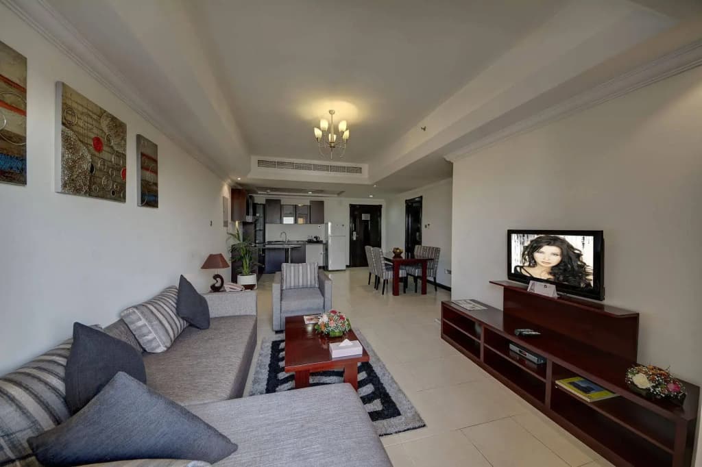 Ewan Ajman Suites Hotel - photo 2
