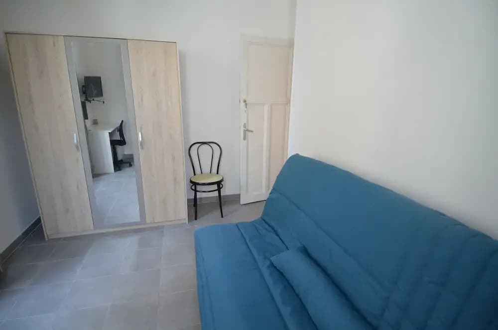 Quiet Modern Studio In The Heights Of The Port Of Nice - photo 4