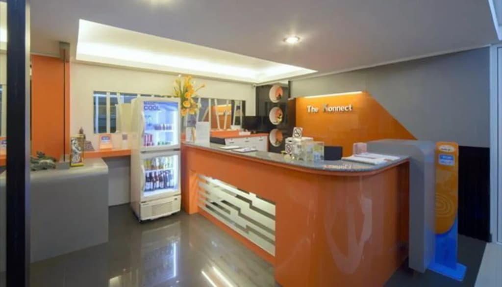The Konnect Hotel - photo 20