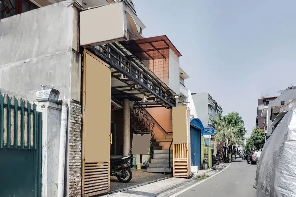 OYO 91754 Wisma Tiqita Syariah Near Pasar Tanah Abang - photo 9