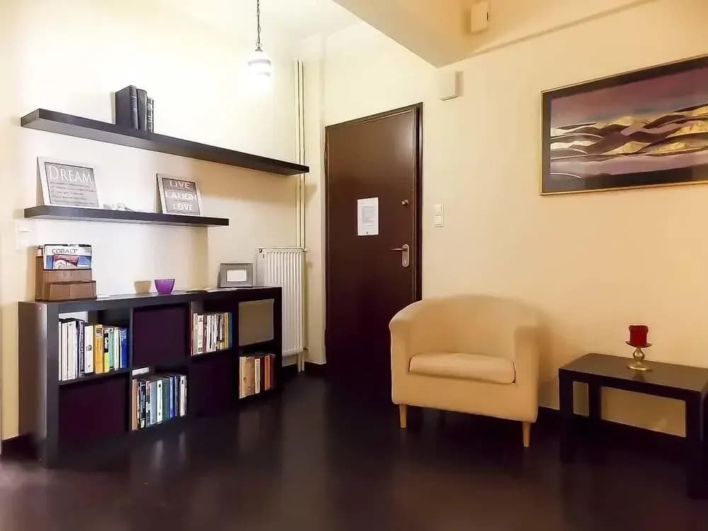 Athens Stylish Apartment - photo 11