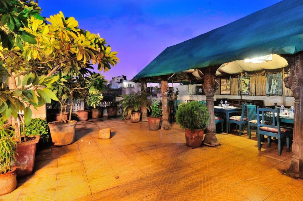 Jyoti Mahal A Royal Heritage Hotel - 5 Mins from New Delhi Railway station & 2Mins From Metro - photo 14
