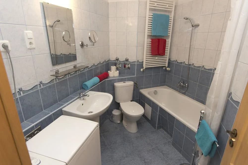 Central Apartments - photo 8