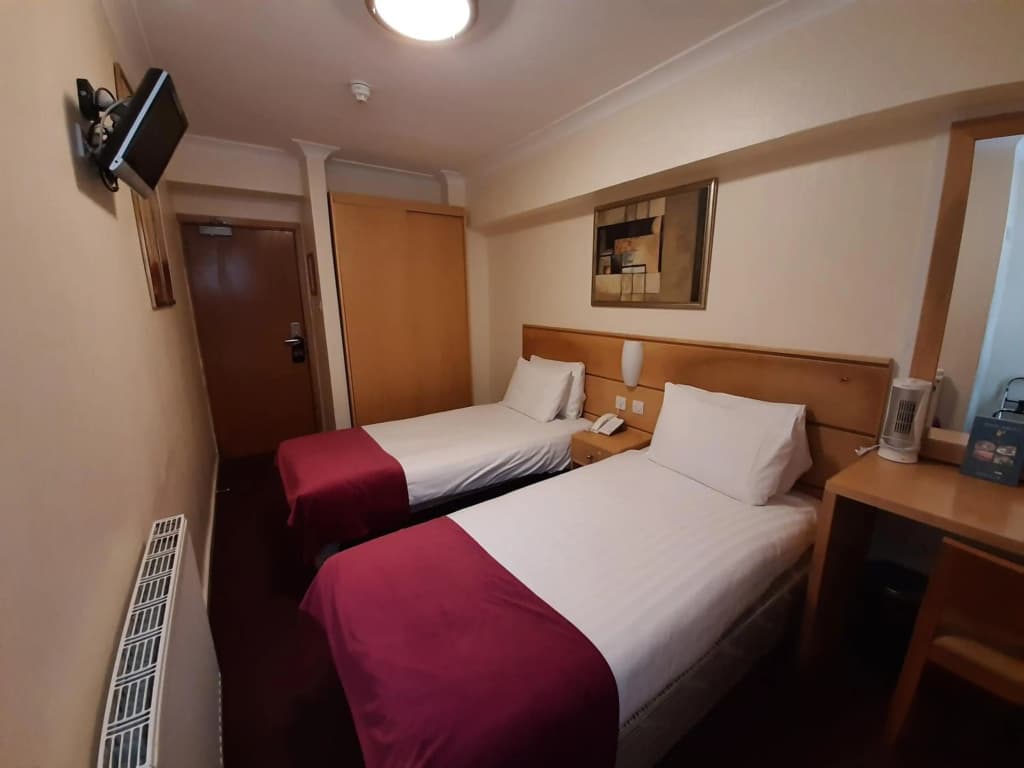 Americana Hotel - photo 7