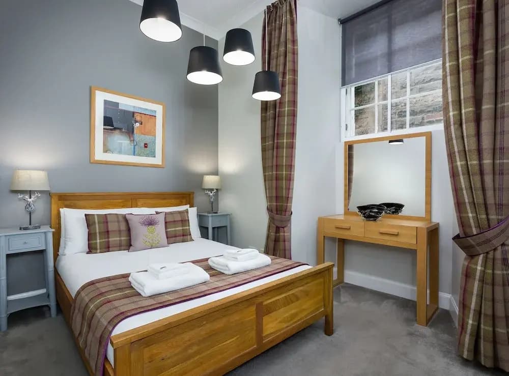 Nicolson Apartments - photo 44