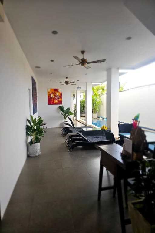 One World One Home Naiharn Hotel - photo 16