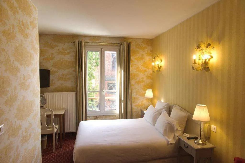 Hotel Regyn's Montmartre - photo 26