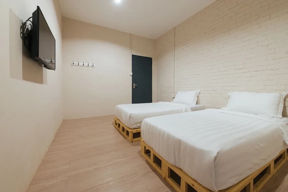 A Hotel - photo 6