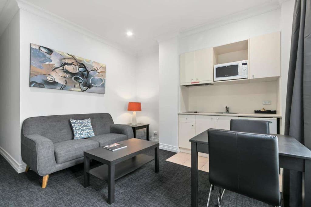 Comfort Apartments Melbourne Central - photo 28