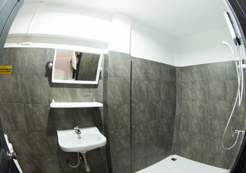 Bella Guesthouse Patong - photo 6